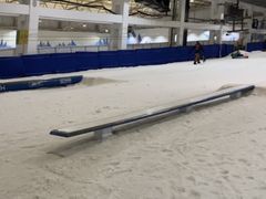 -乔波室内滑雪场