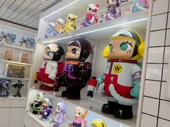 -泡泡玛特POPMART(上海环球港店)