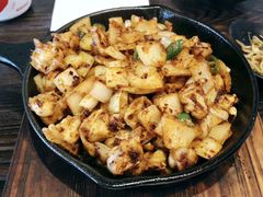 烤牛肉盖饭-HONGA HONGA雄家(曹路店)