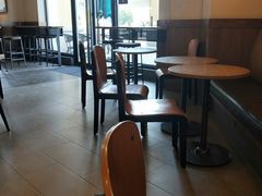 大堂-星巴克(无锡百联奥特莱斯店)