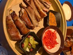 -破瓦寒窑·地摊烤羊排