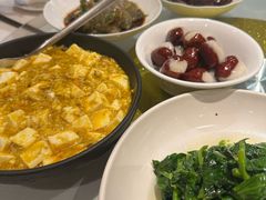 酒香豆苗-老吉士酒家(天平路店)