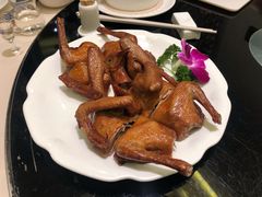 脆皮乳鸽-新南华大酒店(长寿店)