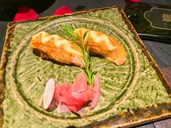 -蟹犇前•帝王蟹雪蟹(陆家嘴店)