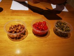 -霸蛮湖南菜·牛肉粉(荣京西街店)