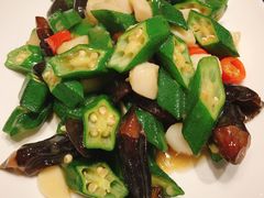 秋葵炒贝丁-必点海鲜·鲅鱼水饺(鞍山西道店)