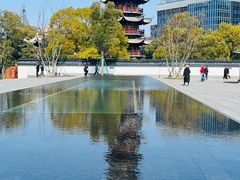 -龙华寺