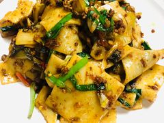 -88号小吃店·经典云南菜·地道纳西美食