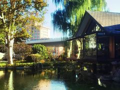 -静安公园(静安寺街道)