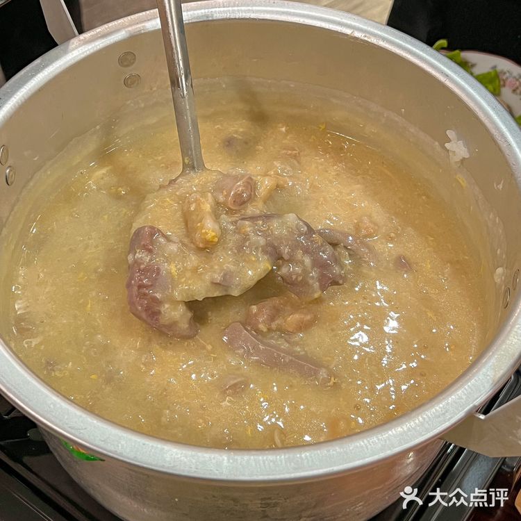 杭州坠地道的猪杂粥！真的好好吃！