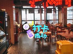 大堂-么肆烤肉·中式自助·烤肉大排档(街道口季佳PAI店)