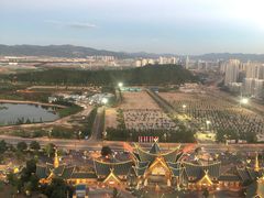 -七彩云南欢乐世界