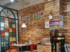 -哈尔滨烧烤·山河村铁锅炖(交大店)