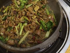 -榕江牛瘪牛肉火锅