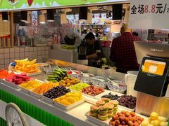 自助取餐区-八一路好吃街