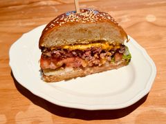 -三勾JJJ Burger&Coffee(梅溪湖店)