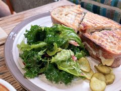 超级牛肉帕尼尼-O'mills Sourdough Bakery&Bistro(永嘉路店)