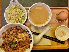 -熊吞·大碗丼烧肉饭(济宁万达广场店)