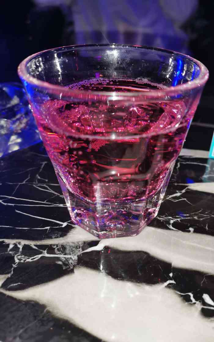 blue pub 布鲁酒吧-"最近莫名想出来玩,点评上搜索到这家,只要.