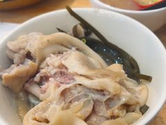 -雷祖芳老妈蹄花店
