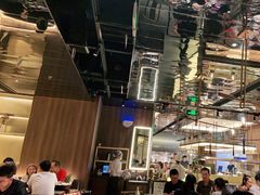 大堂-捞王锅物料理(上海世茂广场店)