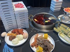 -魁牛·潮汕牛肉自助火锅(沈辽路万达店)