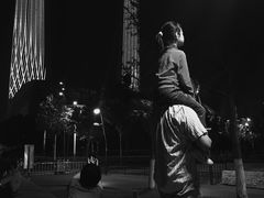 -南京眼步行桥