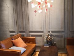 -ZING COFFEE 镜咖啡