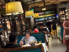 -领鲜活海鲜榴莲自助火锅(东门店)