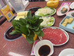 -四囍码头海鲜烧烤自助火锅(外滩南京东路悦荟广场店)
