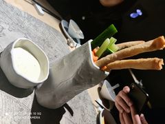 -穹六人间 people 6(岳阳路店)