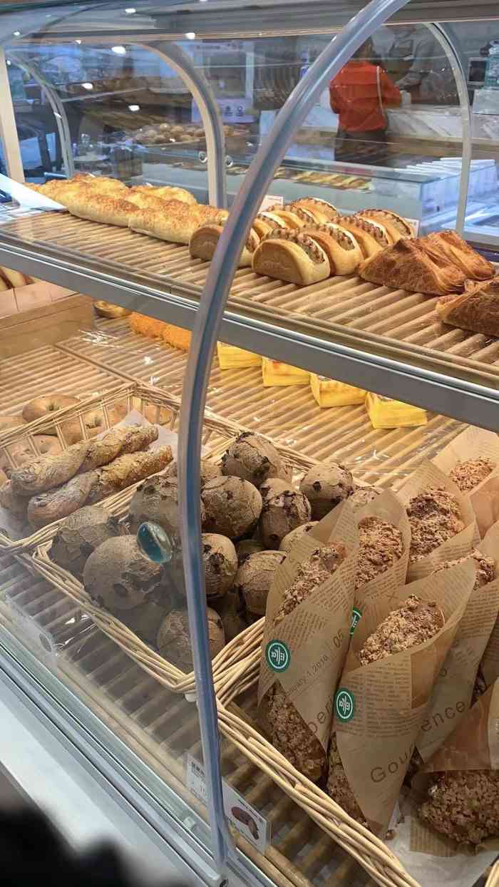 爱达乐(中铁西城店)-"最喜欢爱达乐的面包糕点.种类特别多饼干.