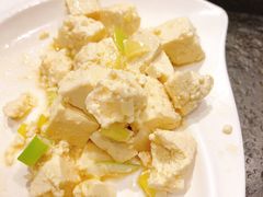 小葱拌豆腐-缘福乡村铁锅炖民宿(八达岭店)
