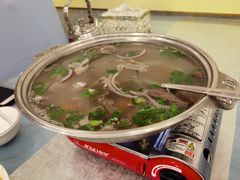 -马尔龙新疆饭店·清真(瑞景店)