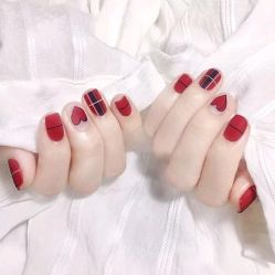 -Pink You美甲洗眉纹绣定制中心