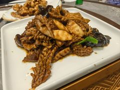 -鲁西南老厨子·特色鲁菜(经一纬五店)