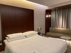 -上海龙之梦万丽酒店