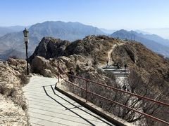 -鸡鸣山旅游风景区