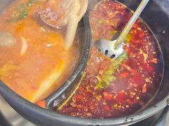 -沸炉重庆老火锅(军事博物馆店)