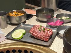 -蚂蚁洞·烤肉大营地(上海静安大悦城店)