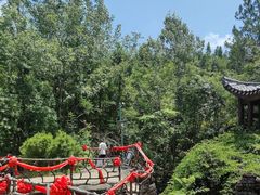 -梭布垭石林景区