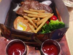 -菲滋意式休闲餐厅(北仑银泰城店)
