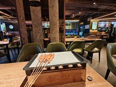 -喝丢一只鞋海鲜烧烤·海肠捞饭(北京街店)