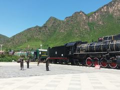 -百里峡七彩艺术小镇