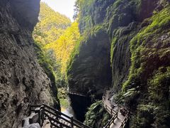 -龙水峡地缝景区