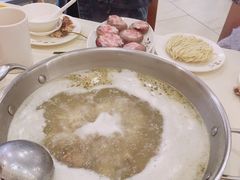 -一席地·本地鸡窝·杭帮鸡火锅(萧山银隆百货店)
