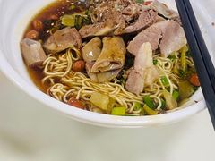 -阿阳牛腩腌面店