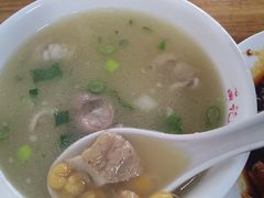 肥肠豆汤-温记府廟豆汤饭·始于1955年(海椒店)