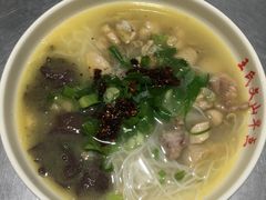-文山荷鲜居(翠湖店)