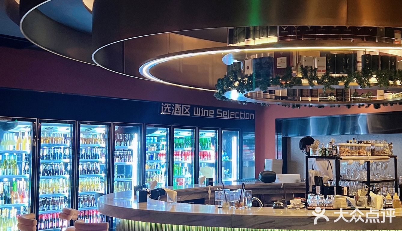 广州探店|被这家复古氛围感十足的餐吧惊艳到了～